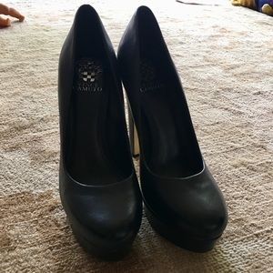 Vince Camuto 10.5 Black Platform Heels